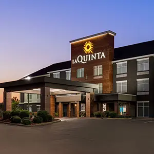 La Quinta Inn & Suites by Wyndham Oxford – Anniston